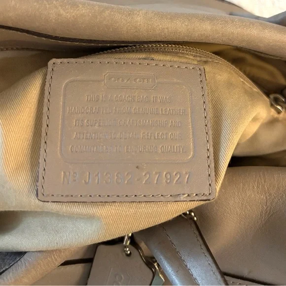 Authentic Large Coach Taupe Satchel - Picture 13 of 16